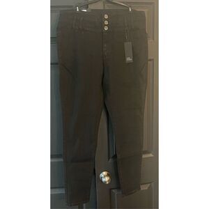 City Chic Asha Skinny Jeans